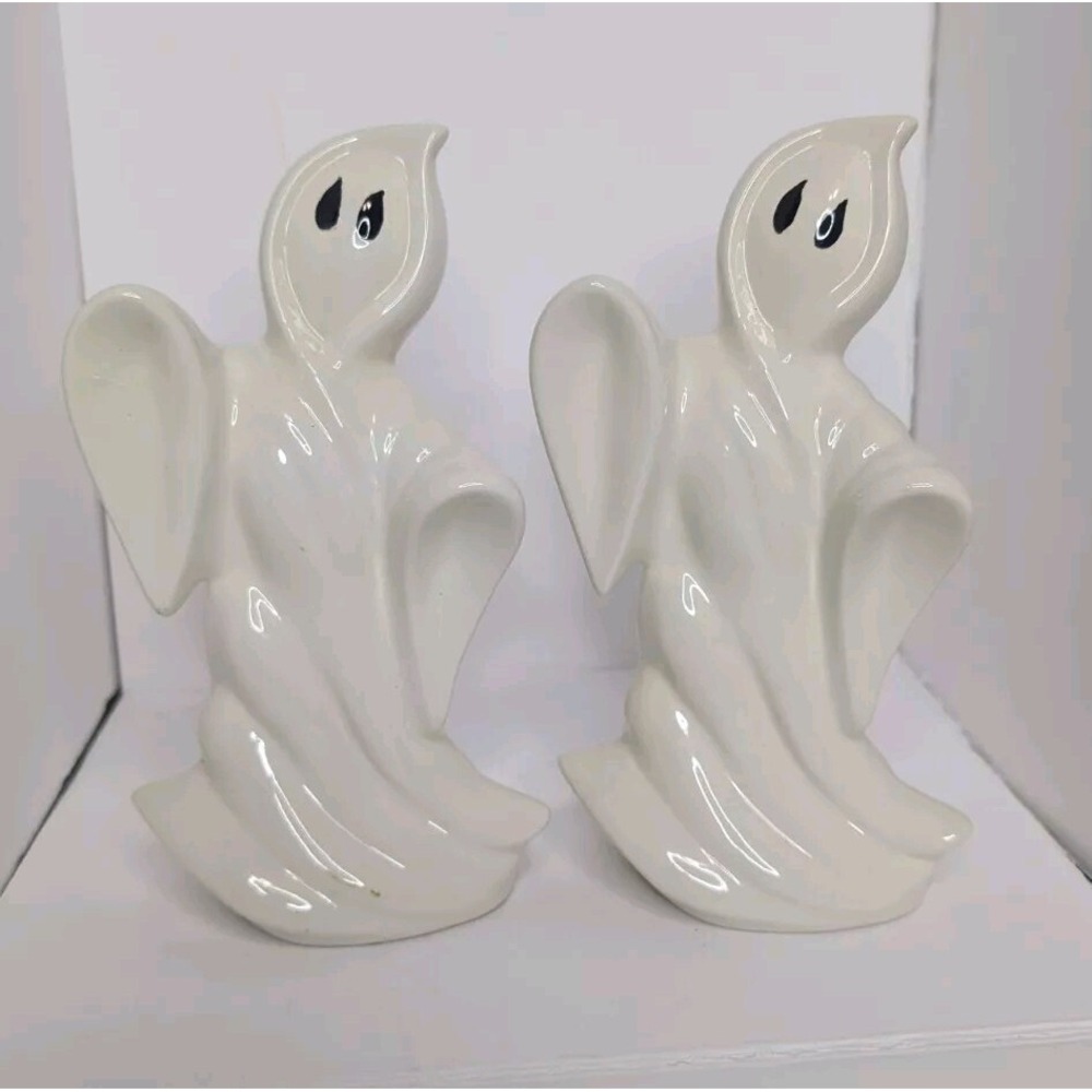 Ghost Figurine, Vintage! Retro Halloween Decorations White Ceramic Spooky Season - Picture 2 of 10